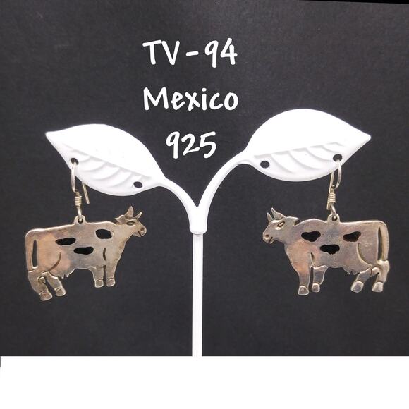 Sterling Silver Cow Ear Wire Earrings, Stamped Mexico 925 - Picture 1 of 10